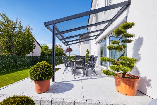 Werke | Gutta Terrassendach Premium