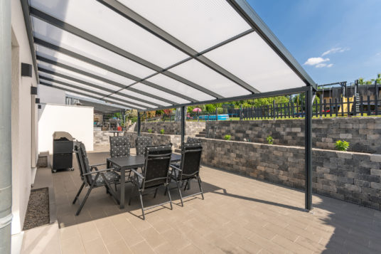 
                                                            Terrassendach 7x5 m anthrazit
                                                    